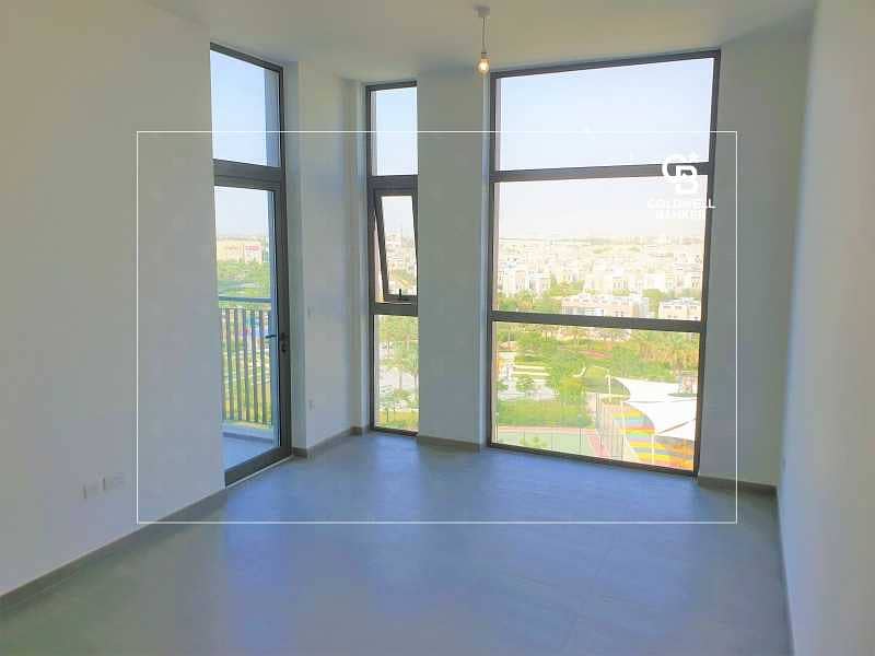 Re-sale | Rented | Full Park & Swimming Pool View! Re-sale | Rented | Full Park & Swimming Pool View!