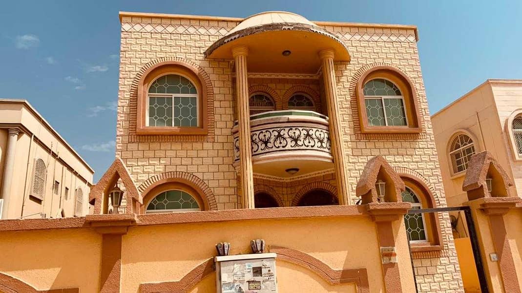 6 Master bedrooms hal majlis maidroom diver room  5000 sqf villa for rent in Ajman Al mowiyat3