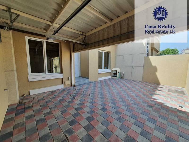 3 Semi-Independent 4 BR villa for rent in Mirdif