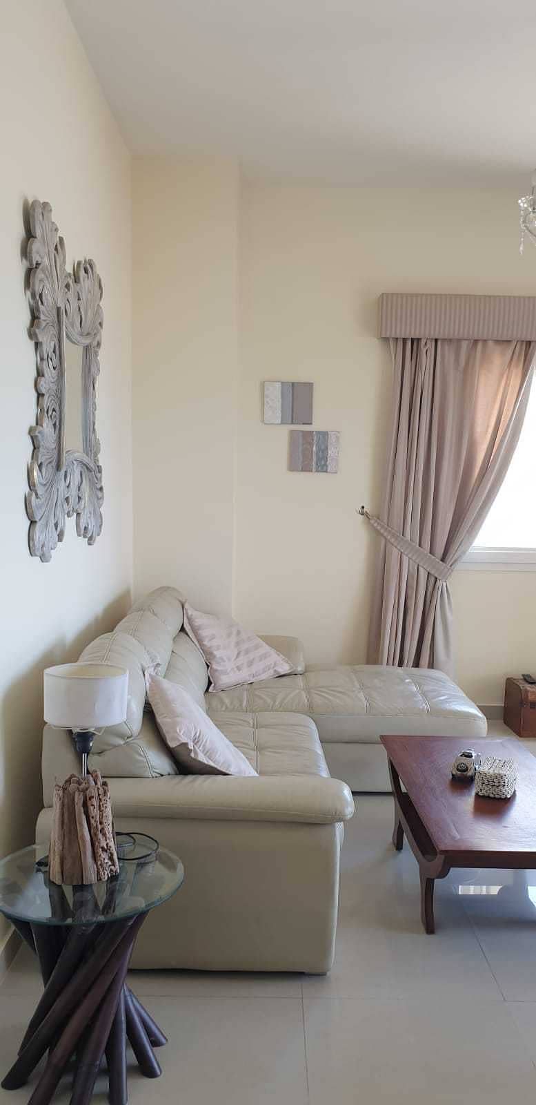 For sale fully furnished 1 bedroom seaview flat