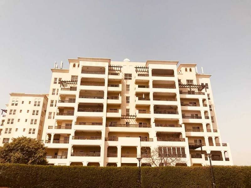 Executive furnished marina studio Executive furnished marina studio