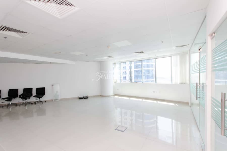 1002 sq. ft Fitted office with Lake view