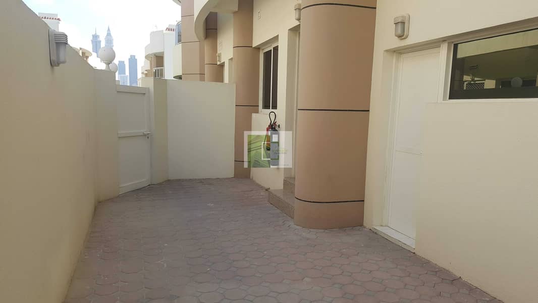 7 4 Bed Room Villa In Jumeirah 1 Near To Irani Hospital