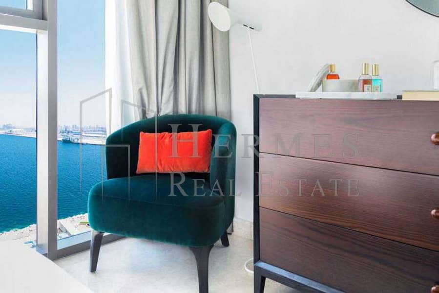 10 Hot Deal! Stunning full Sea View studio unit in luxurious living