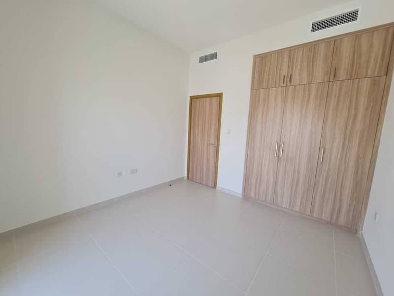 3 Resale | Near to Park and Pool|3 Bedroom Townhouse
