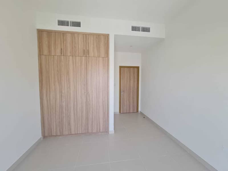4 Resale | Near to Park and Pool|3 Bedroom Townhouse