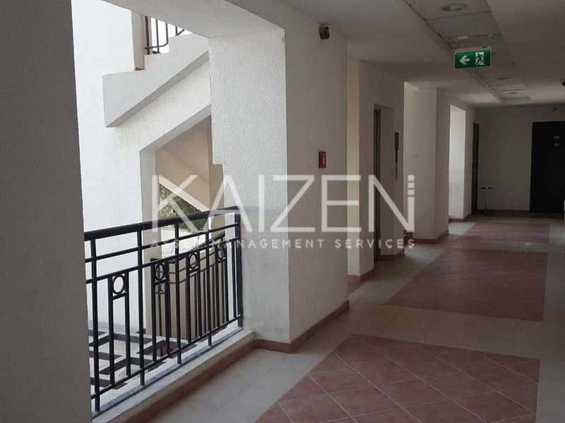 4 Lovely Spacious Apartment With Balcony In A Gated Community
