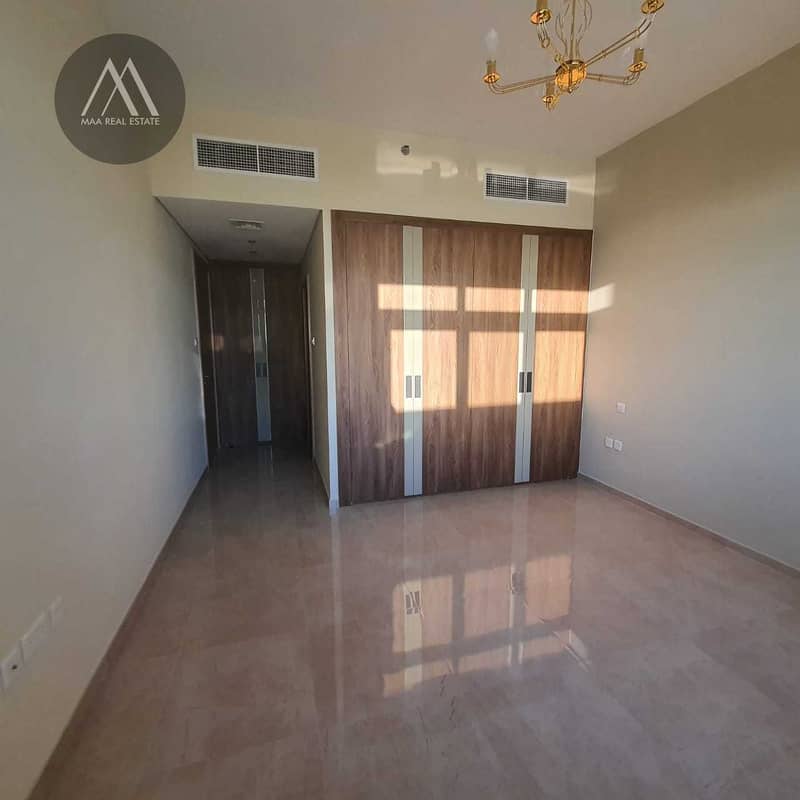 5 Brand New  apartment  with kitchen appliances  l  Close to metro