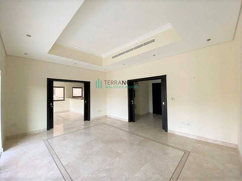 4 Exclusive | Private Pool | Dubai Style - Type B | Corner Single Row