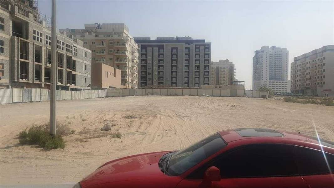 2 plot for sale in international city phase 1&2 main road