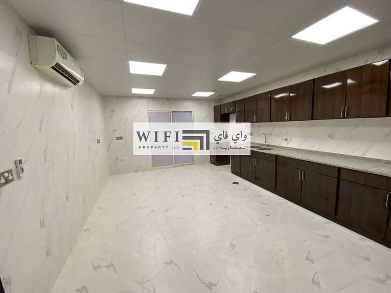 17 For rent in Abu Dhabi Karama area is an excellent villa