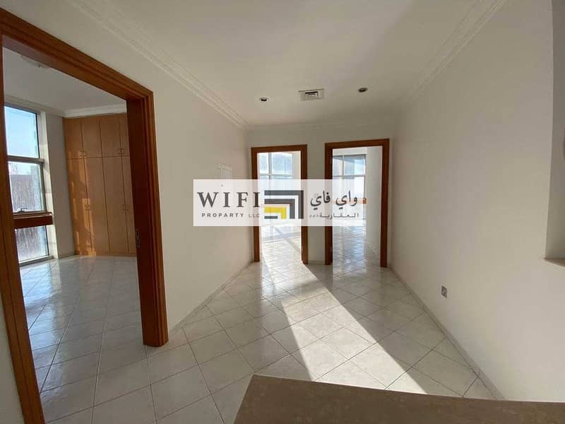 10 For rent in Abu Dhabi excellent apartment (Corniche area)
