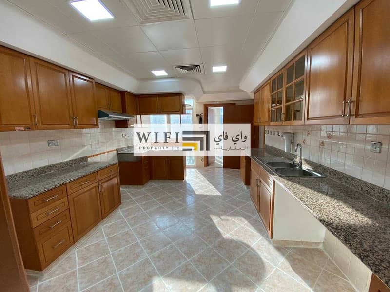 14 For rent in Abu Dhabi excellent apartment (Corniche area)