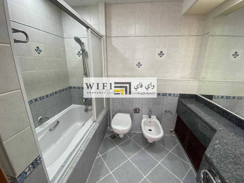 15 For rent in Abu Dhabi excellent apartment (Corniche area)