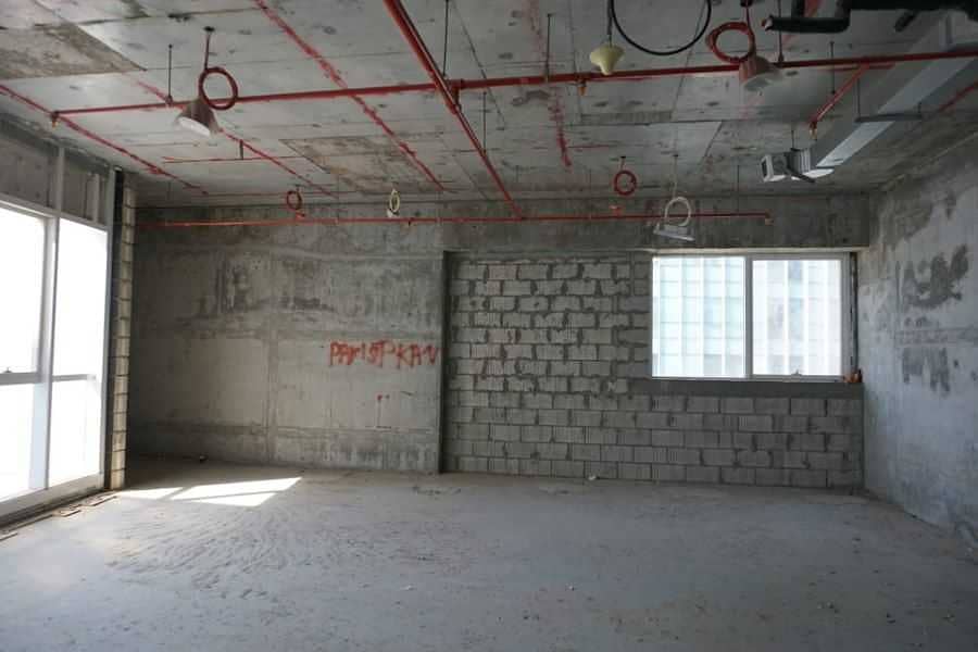 17 SHELL AND CORE HIGER FLOOR VACANT