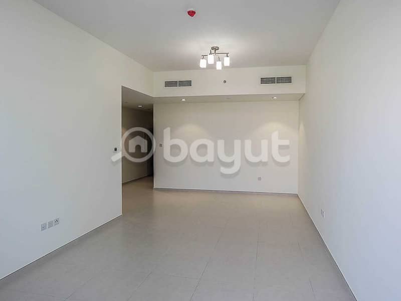 5 Large 2BR | 1 Month Free  |Closed Kitchen | Balcony