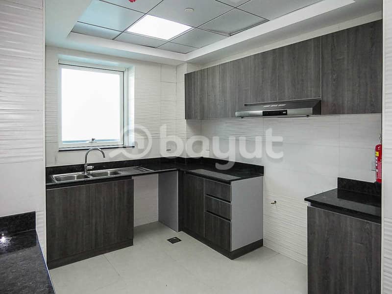 10 Large 2BR | 1 Month Free  |Closed Kitchen | Balcony