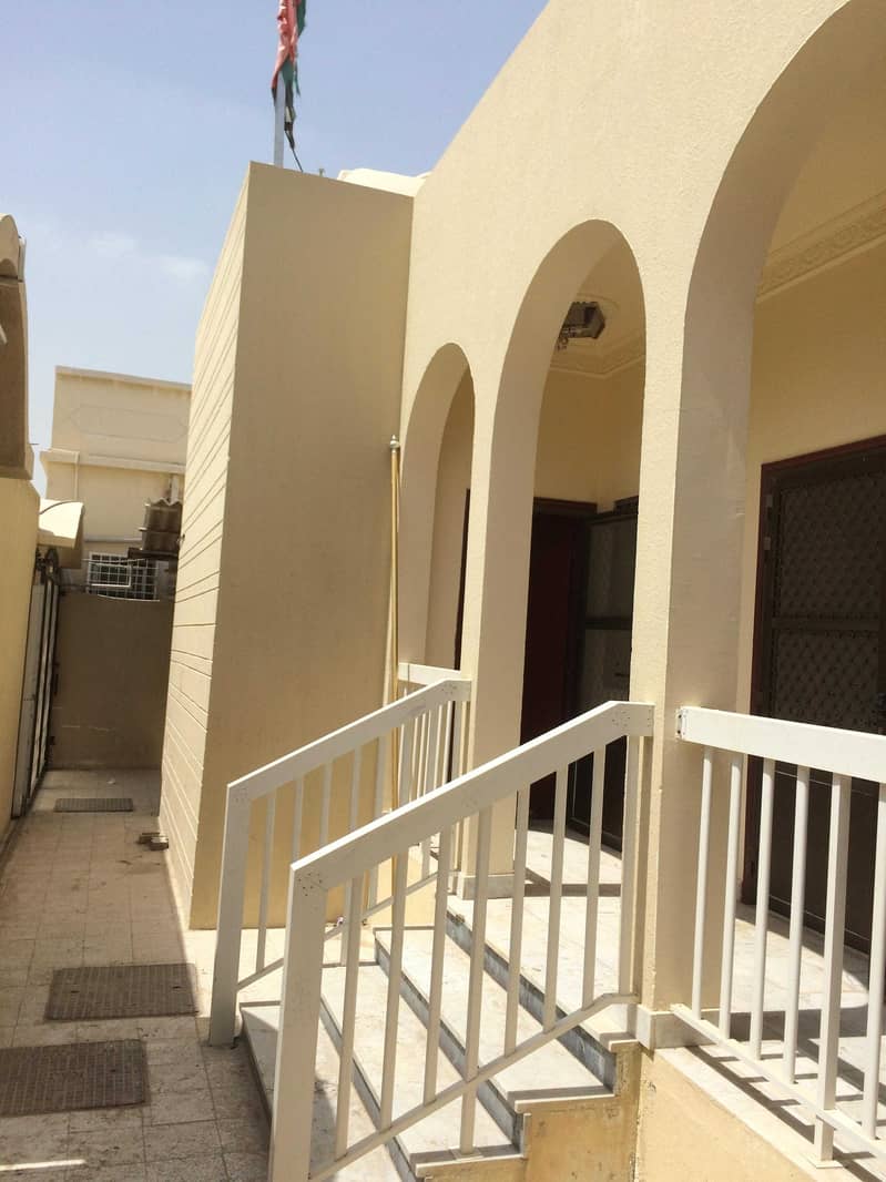for rent i have  villa for rent in al ghafia sharjah  rent 4200