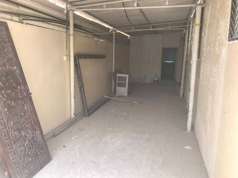 4 for rent i have  villa for rent in al ghafia sharjah  rent 4200