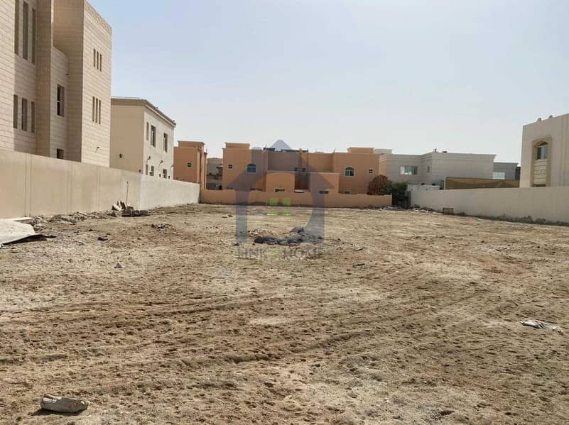6 For Sale Nice located land in shakhbout city