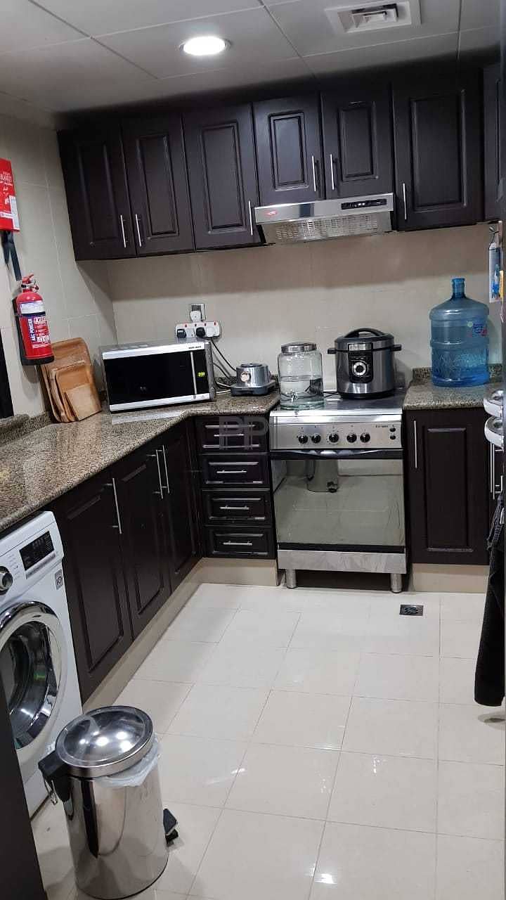10 Top Floor| Swimming pool view| Renovated |Negotiable