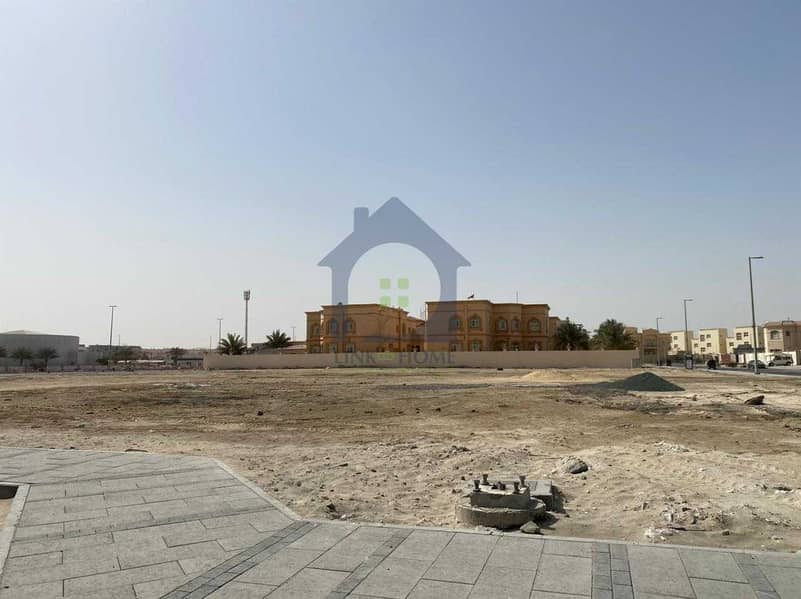 For Sale Residential land in Al Shawamekh city