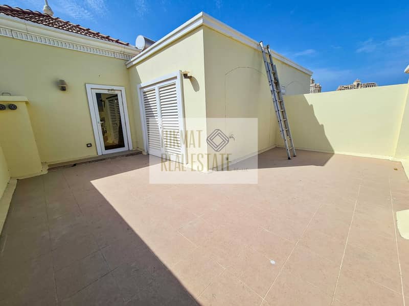 18 Spacious 3 Bedrooms + Maids Room With Big Terrace Bayti Home