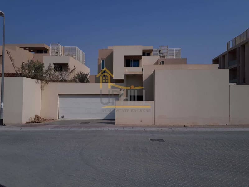 Private Pool| 5 Beds + Maid | Veneto Jebel Ali