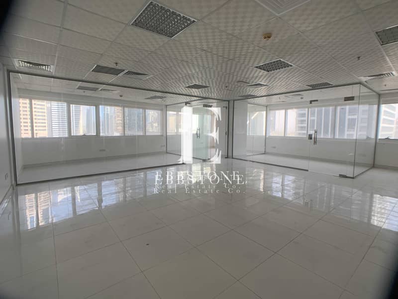 6 Corner Unit Fitted with Glass Partitions | HDS JLT