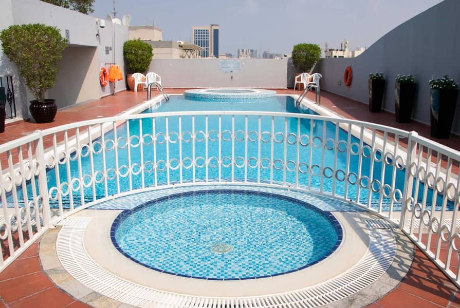 位于迪拜湾，阿尔曼霍尔街区 1 卧室的酒店式公寓 15000 AED - 4397784
