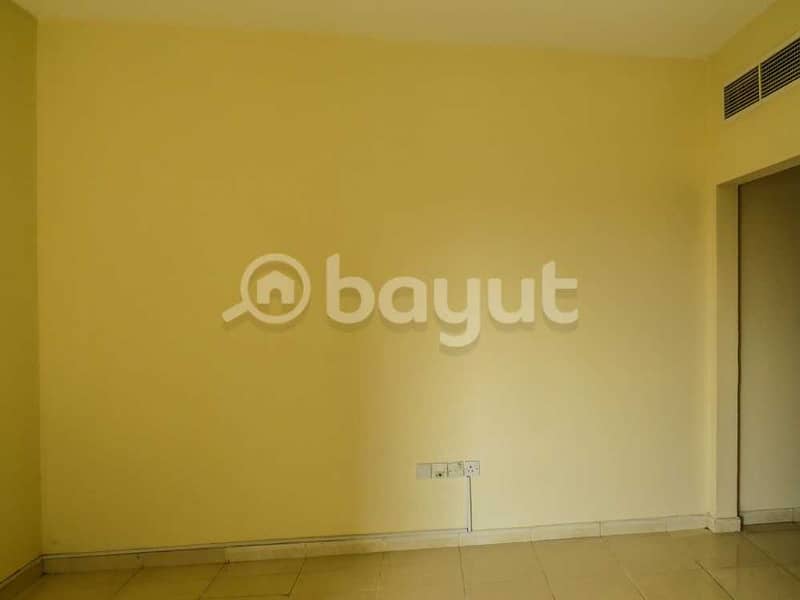 9 Spacious 3 Bed Room in Refa 1 Building with good location at the main road for Rent