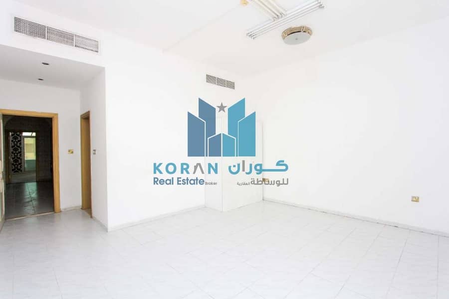 13 Huge 5BHK Commercial Villa I Facing Al Wasl Road I Near City Walk