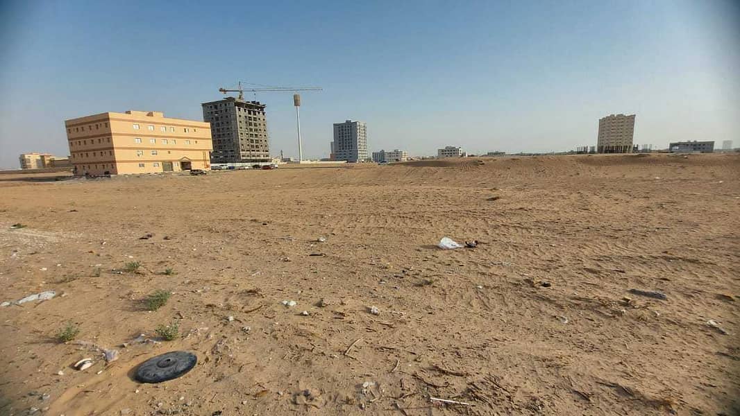 Residential lands for sale - Ajman - Al Jurf Industrial 3 - behind the Chinese market - 10,000 feet per land - at a very attractive price. .