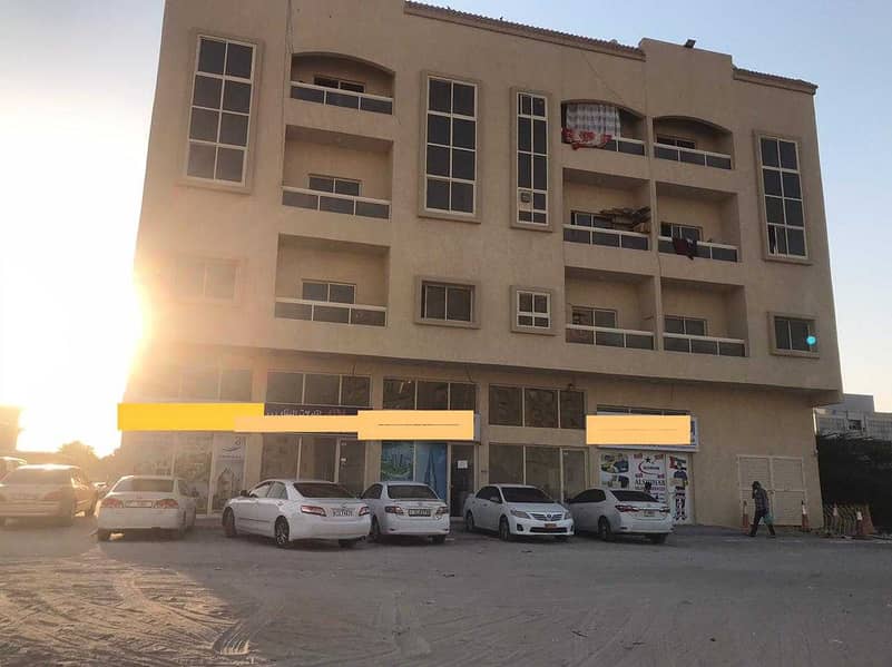 Building for sale in the Emirate of Ajman, the second piece of Al Hamidiyah Street, a great location, freehold, suitable income