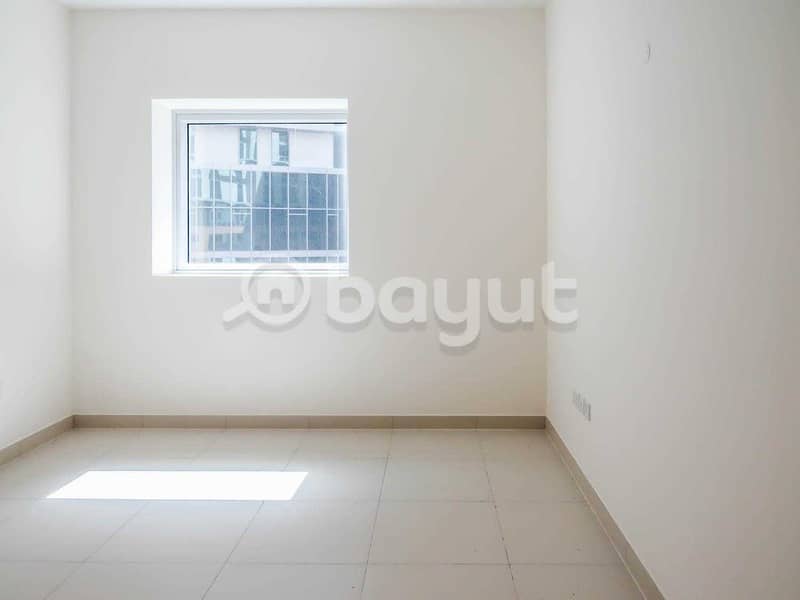 5 No Commission!!! Modern 2 Bedrooms with Full Facilities!