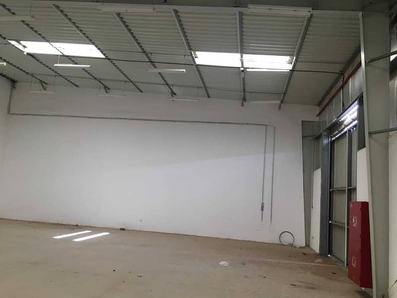 Warehouse for sale 2500 sqft,3 phase power @AED 500,000 in UAQ