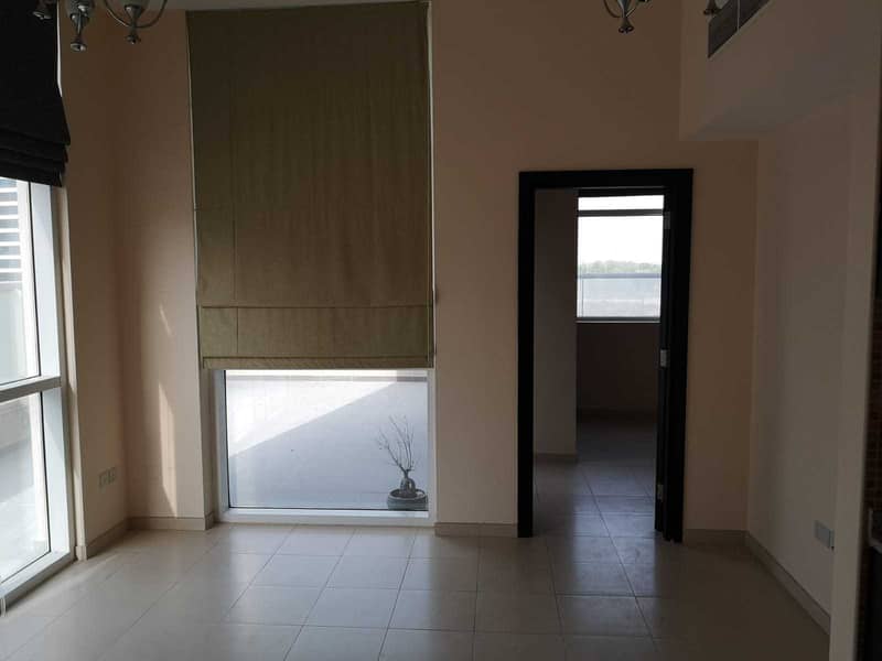 9 1 BEDROOM WITH BALCONY AVAILABLE AT SILICON GATES 4.