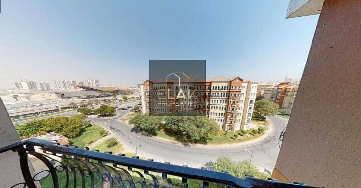 7 Big Apartment | Close to Metro Station | One Month Free