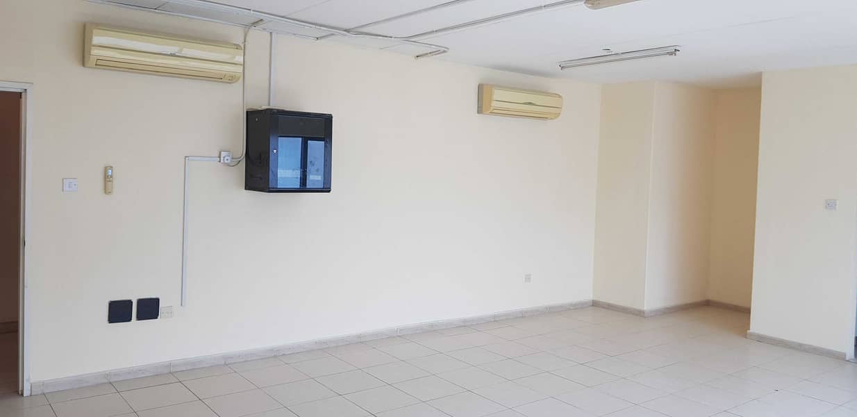 2 Office Space - Behind Al Khail Mall - Al Quoz 3