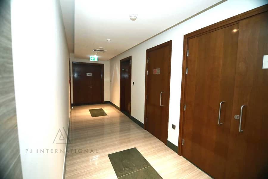 11 Pool & SZR view | Mid floor