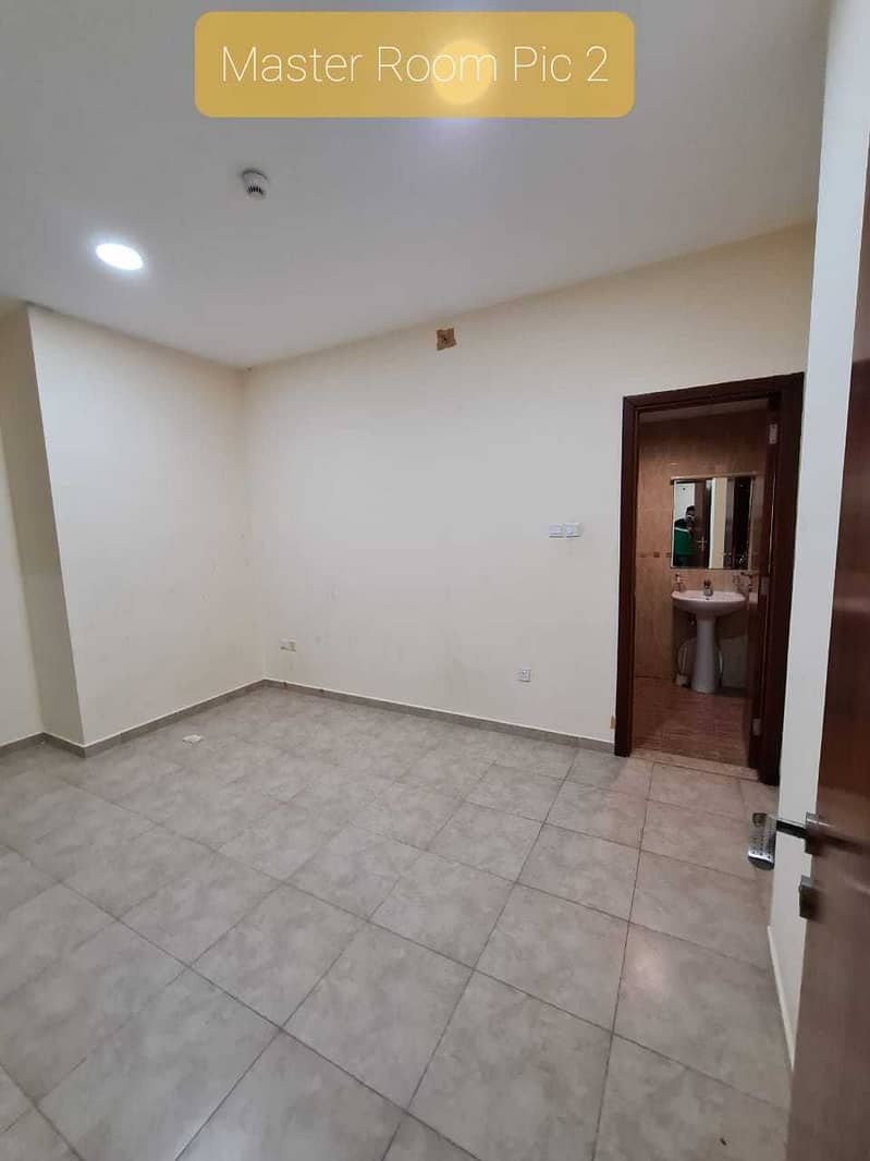 Vacant/2 Bedrooms Apartment in JLT/Unfurnished/Marina View