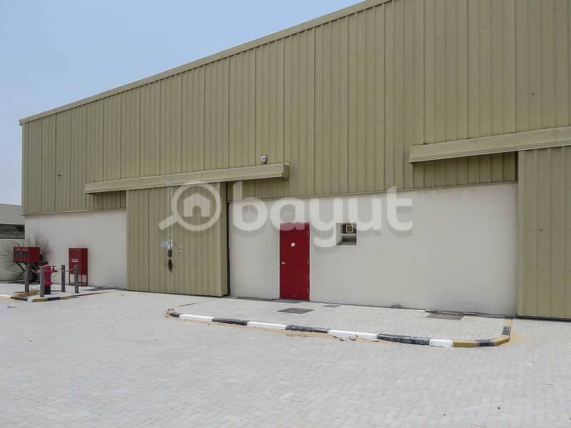 FULLY INSULATED SPACIOUS WAREHOUSE FOR RENT