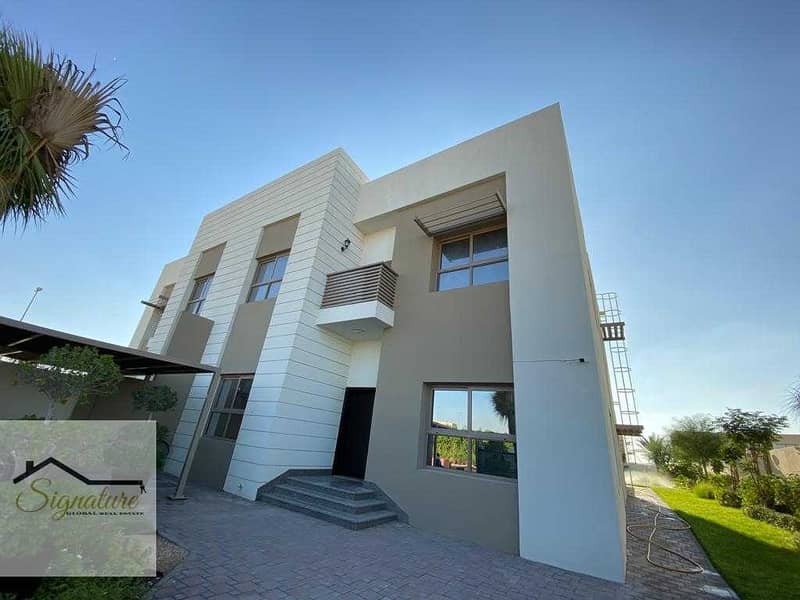 biggest villa 10,000 for sale in sharjah