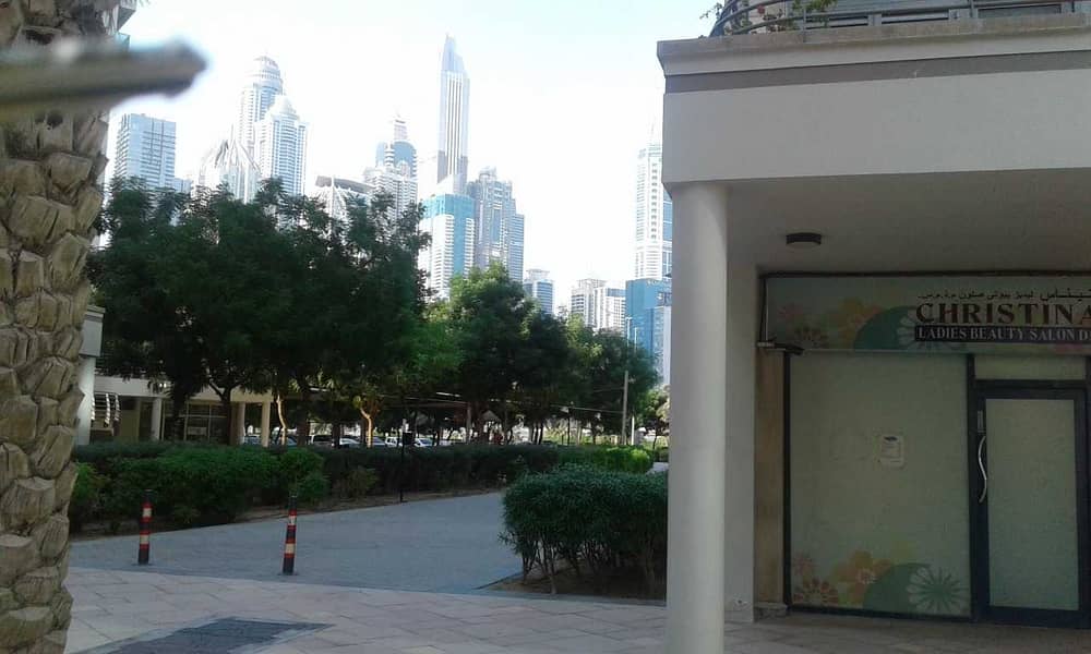 5 Shops for Sale in Jumeirah Bay X1