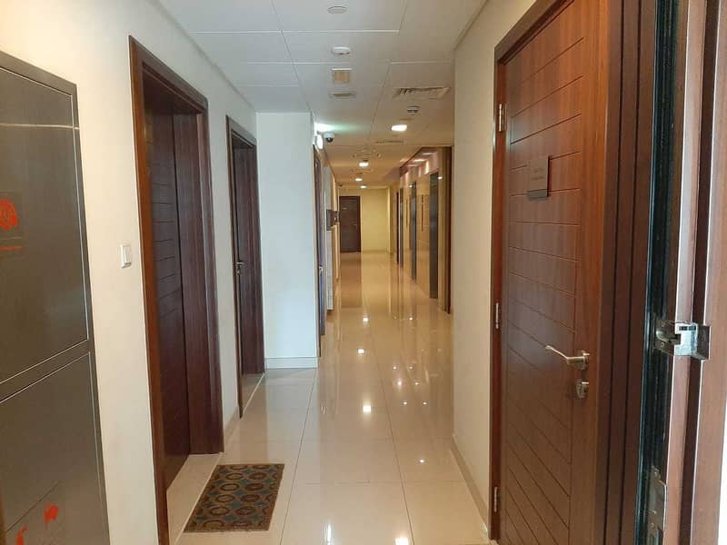 11 Beautiful  and Spacious Apartment in Boulevard Central 1