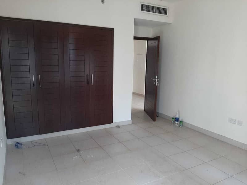 12 Beautiful  and Spacious Apartment in Boulevard Central 1