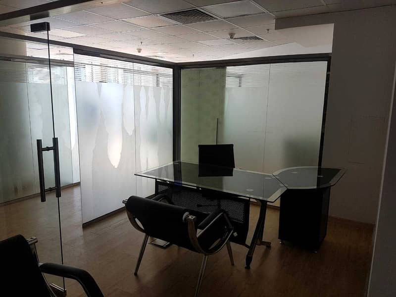 6 SPACIOUS OFFICE IN DAMAC BUSINESS TOWER