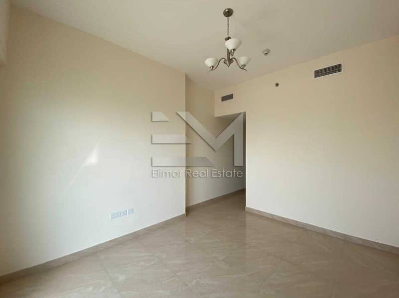 7 Spacious 2BR with Palazzo Versace view | Mid floor