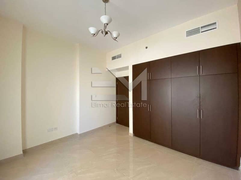 8 Spacious 2BR with Palazzo Versace view | Mid floor