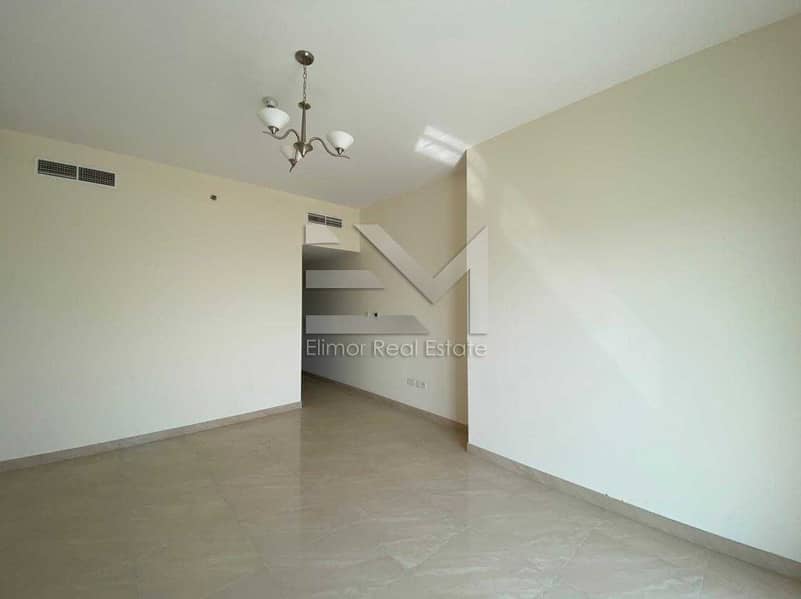 10 Spacious 2BR with Palazzo Versace view | Mid floor
